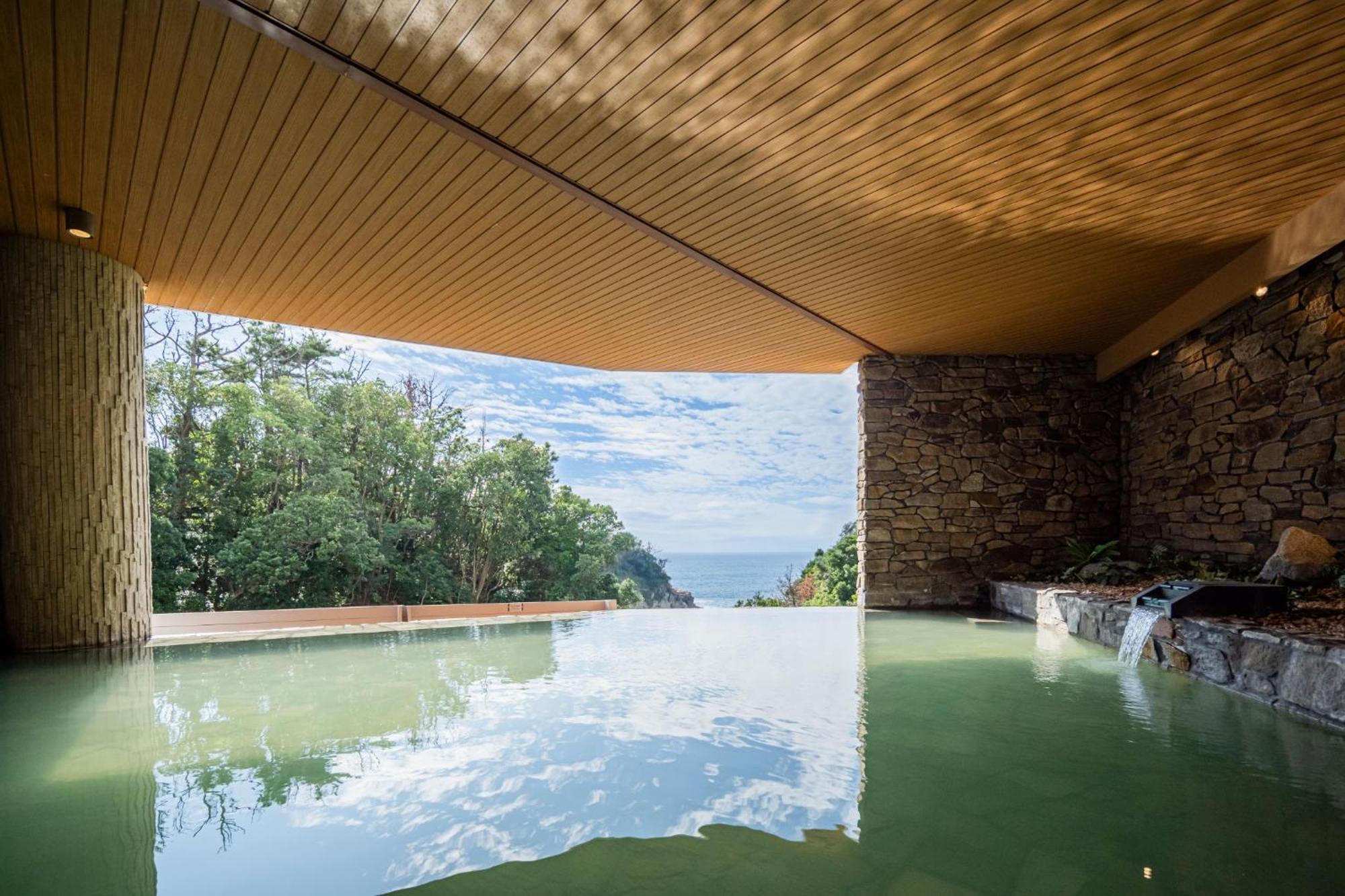 Yukai Resort Hotel Senjo Shirahama Eksteriør bilde