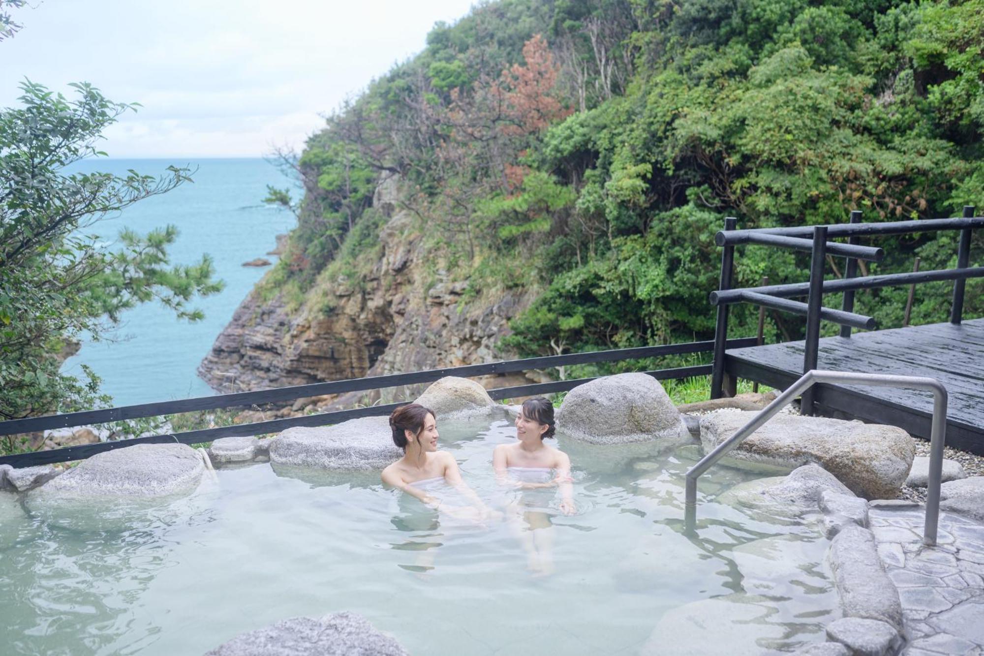 Yukai Resort Hotel Senjo Shirahama Eksteriør bilde
